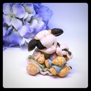 Mary's Moo Moo's figurine